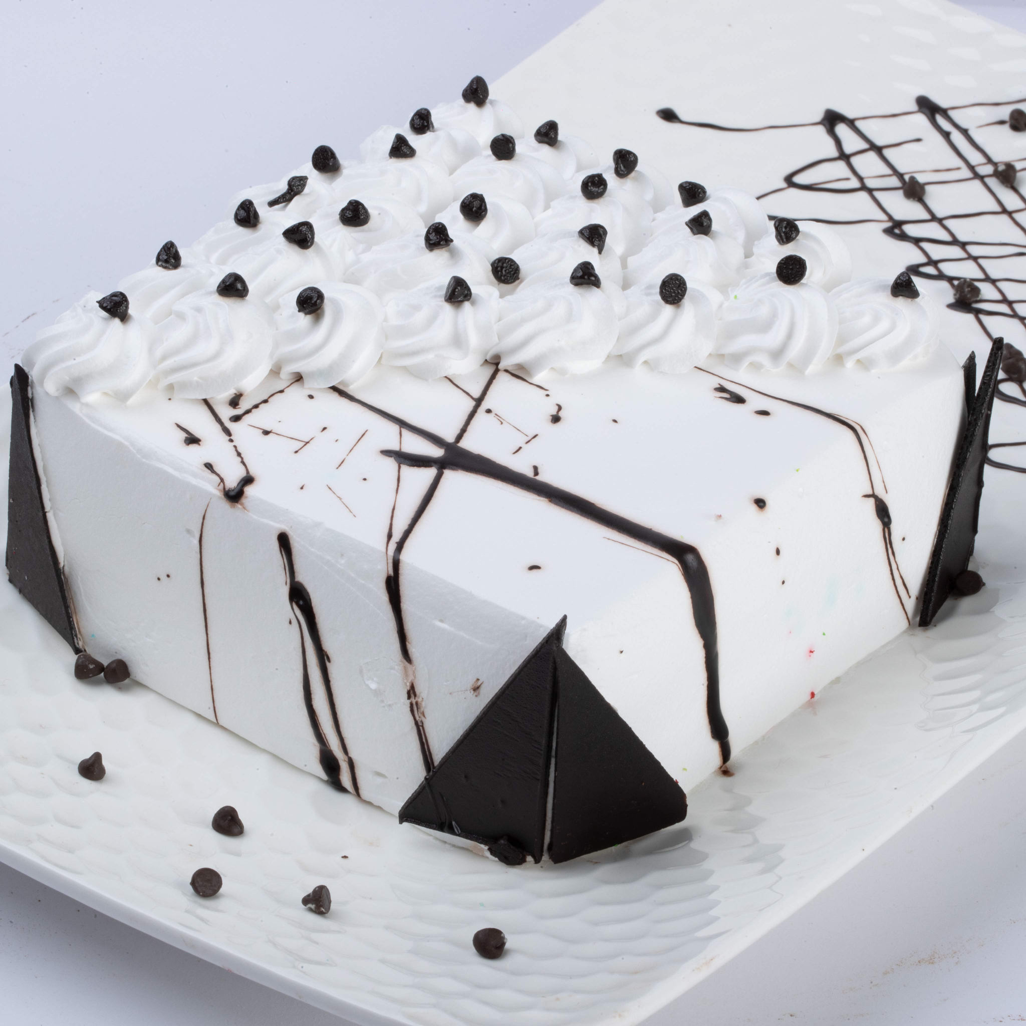 Send Twin Heart Choco Vanilla Cake 2kg Gifts To guntur